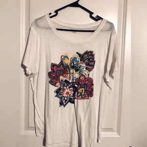 Relativity Screen Tee Top Short Sleeve White 1X NWOT